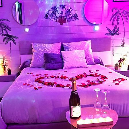 Un Mirage Tropical En Bord De Loire, Love Et Detente Saint-Clément-des-Levées Екстериор снимка