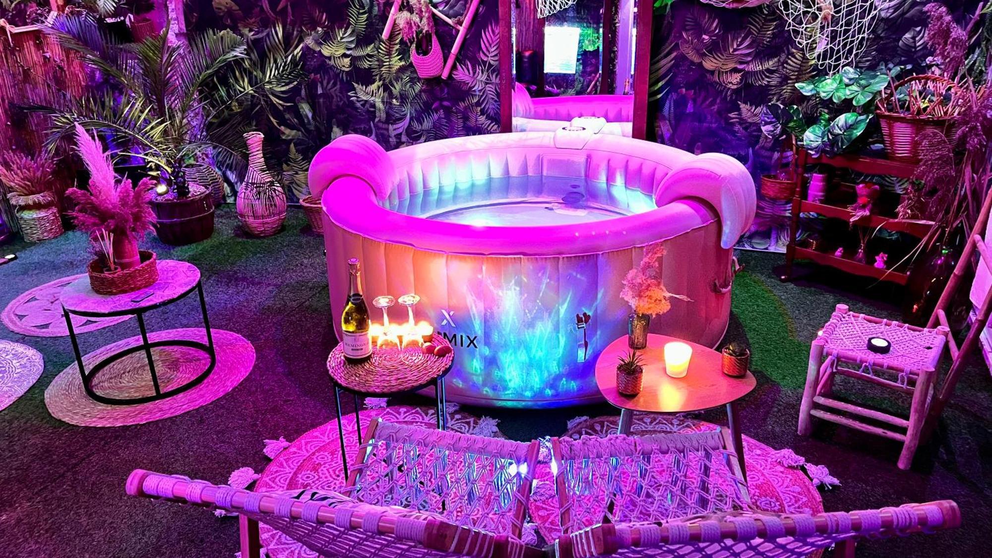 Un Mirage Tropical En Bord De Loire, Love Et Detente Saint-Clément-des-Levées Екстериор снимка